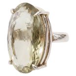 A quartz dress ring