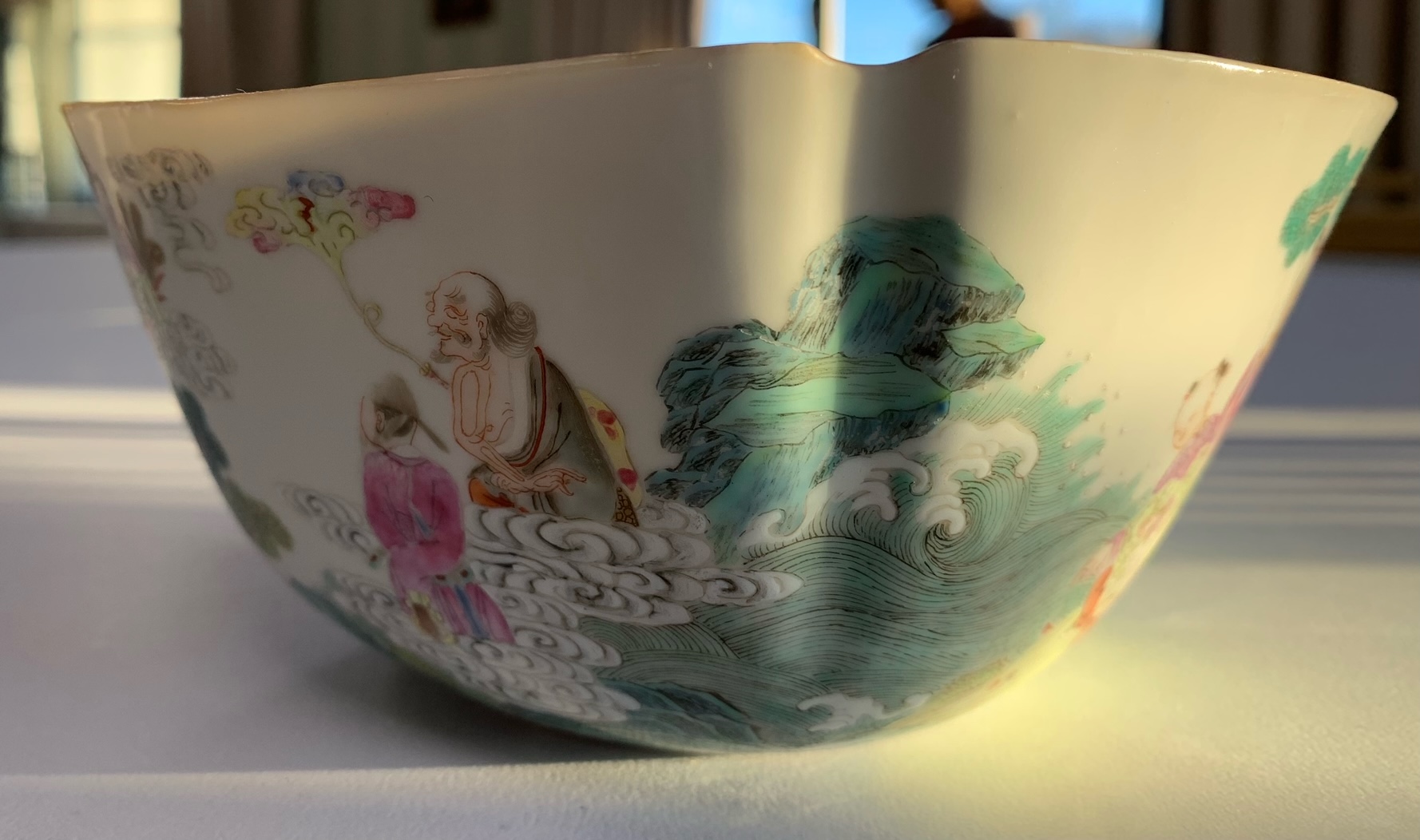 A 19th century Chinese famille rose lobed square bowl - Image 9 of 17