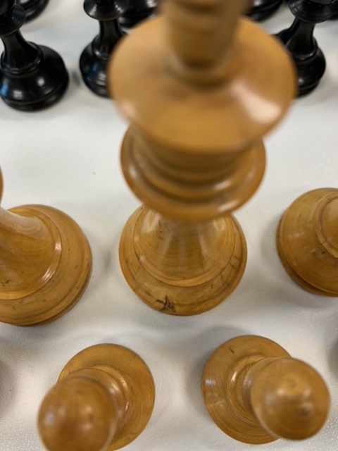 A late 19th century boxwood chess set and another - Image 3 of 15