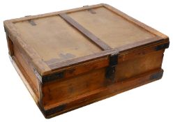An early 20th century tuck box
