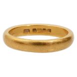 A 22ct yellow gold wedding band