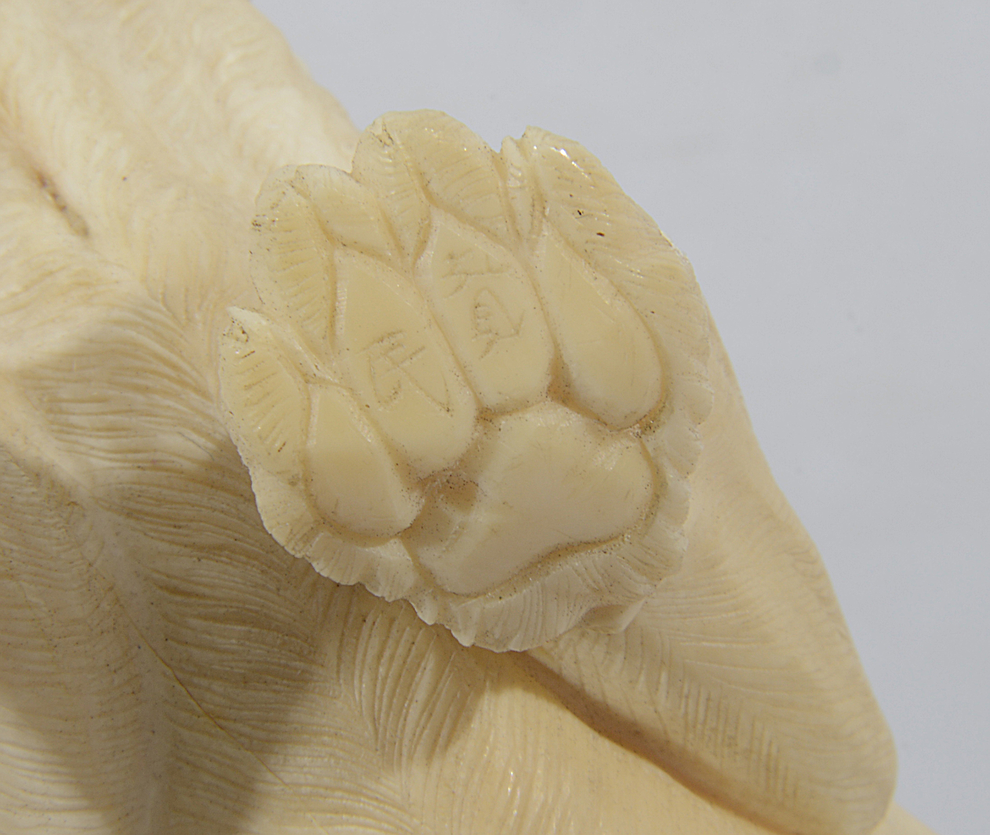 A Japanese Meiji period ivory okimono of a lioness - Image 3 of 3