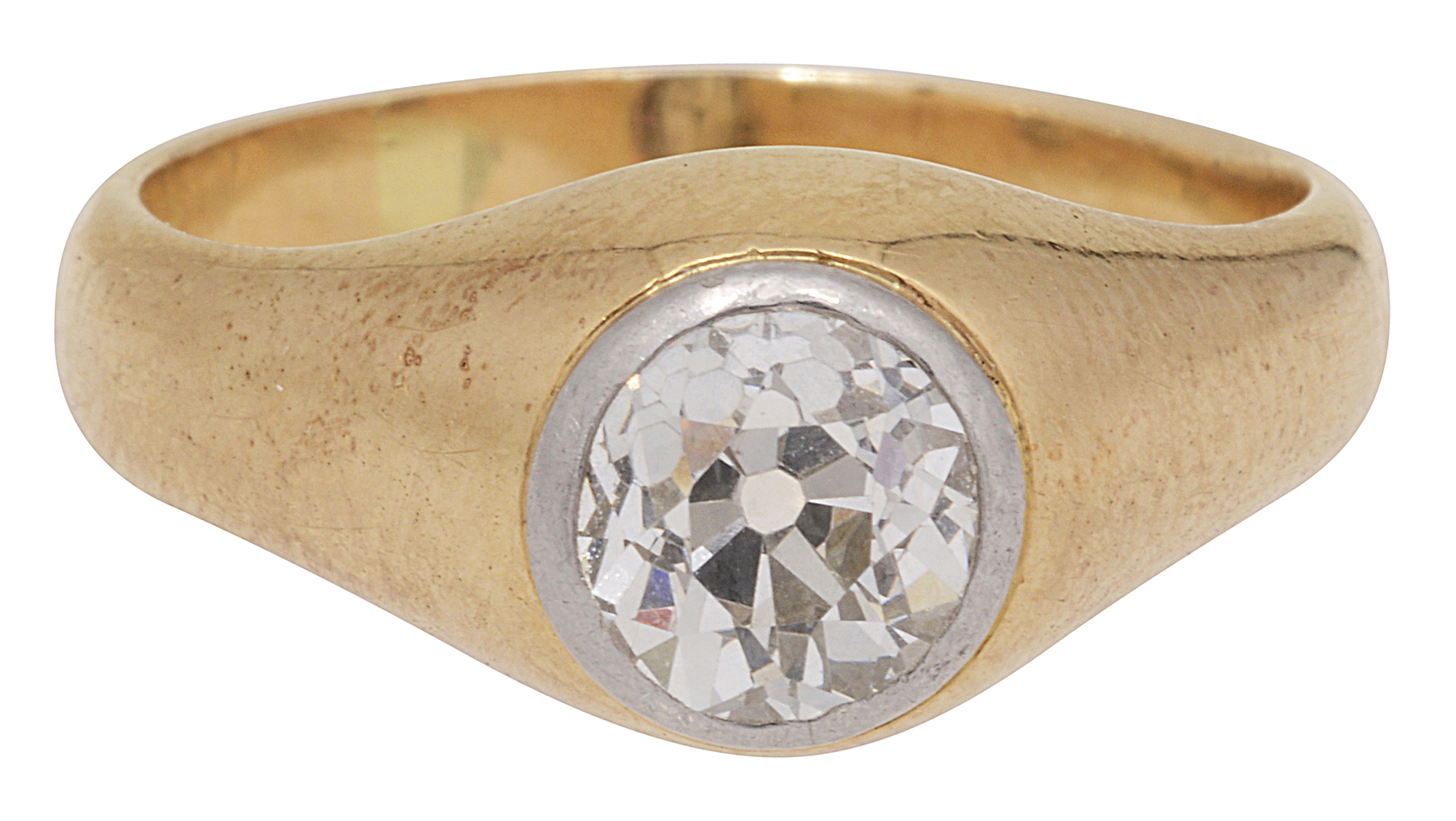 A diamond single stone ring