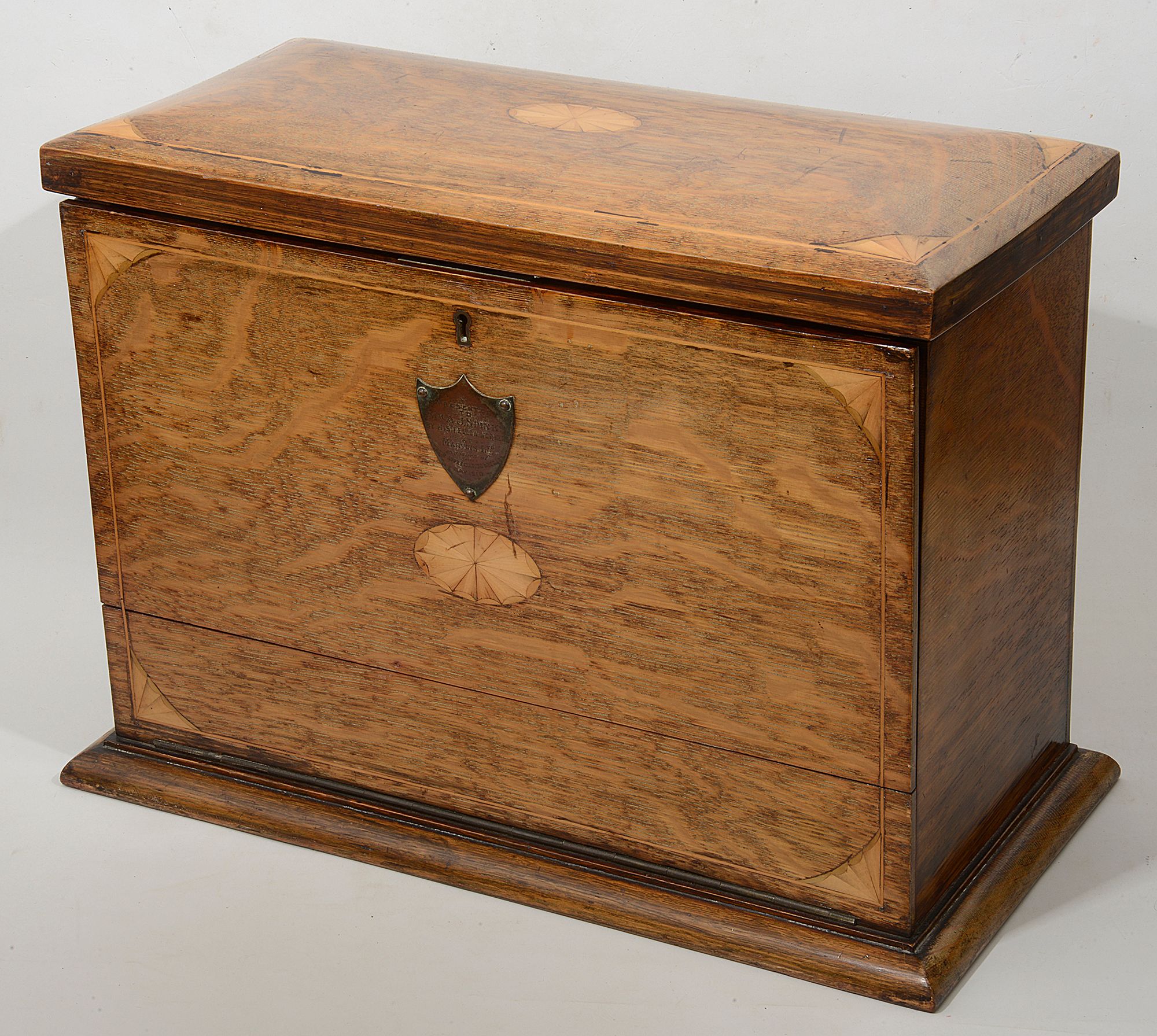 An Edwardian oak table top stationary cabinet - Image 2 of 2