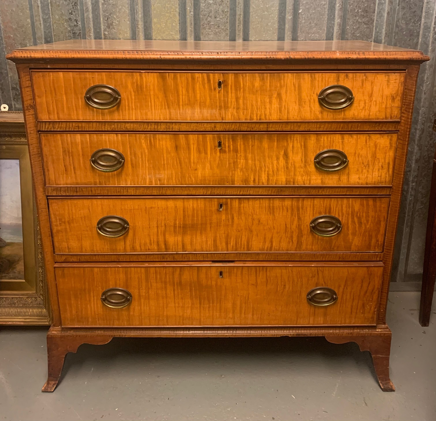 An American Federal period tiger maple chest of drawers - Image 3 of 5