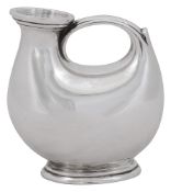 An Edwardian small silver askos jug