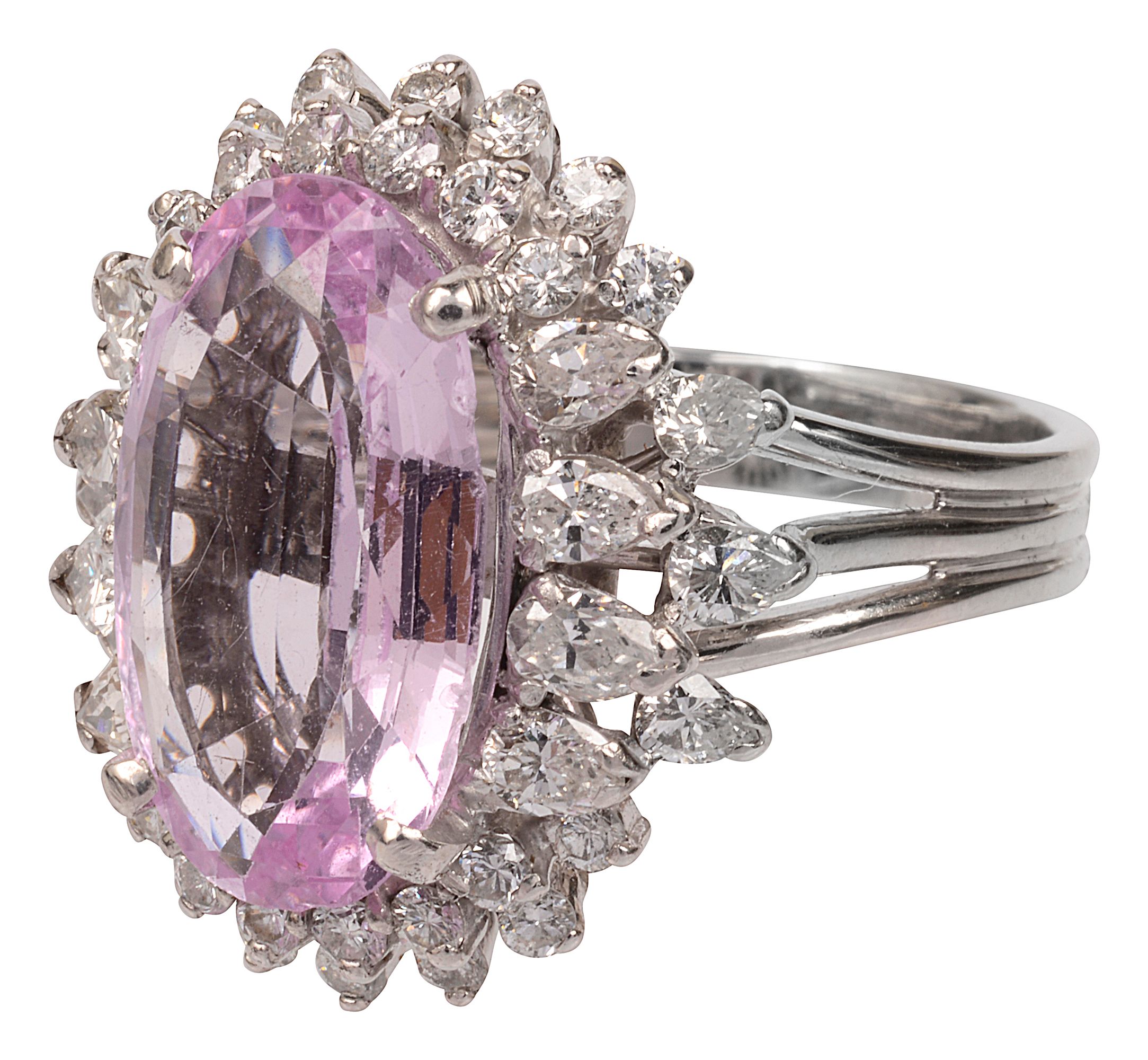 A pink topaz cluster ring - Image 2 of 3