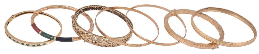 Seven mostly continental gold bangles