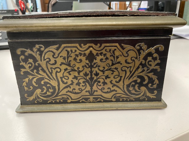 A George IV cut brass boulle marquetry and ebony work box - Image 8 of 10