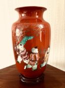 LARGE CHINA VASE DECORATED WITH FIGURES, APPROXIMATELY 34cm HIGH WITH STAND