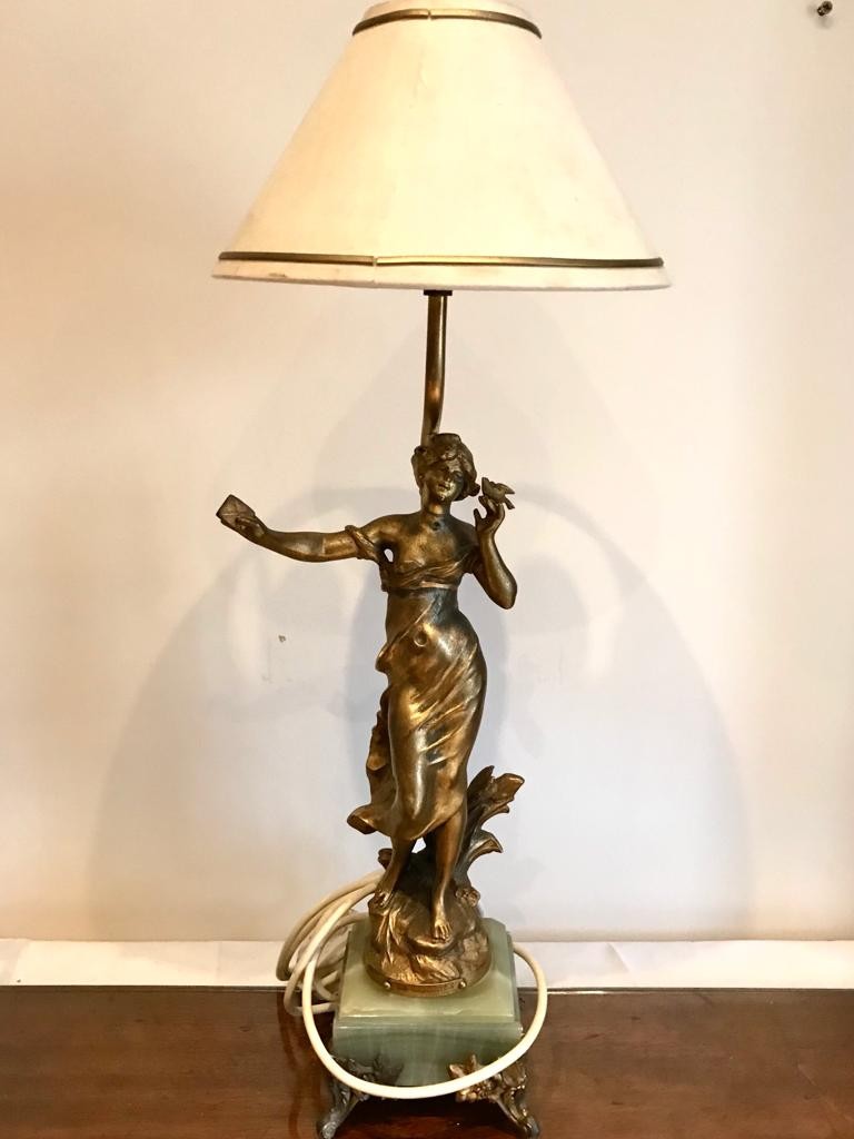 20th CENTURY GILDED CAST FIGURE TABLE LAMP, APPROXIMATELY 58cm HIGH