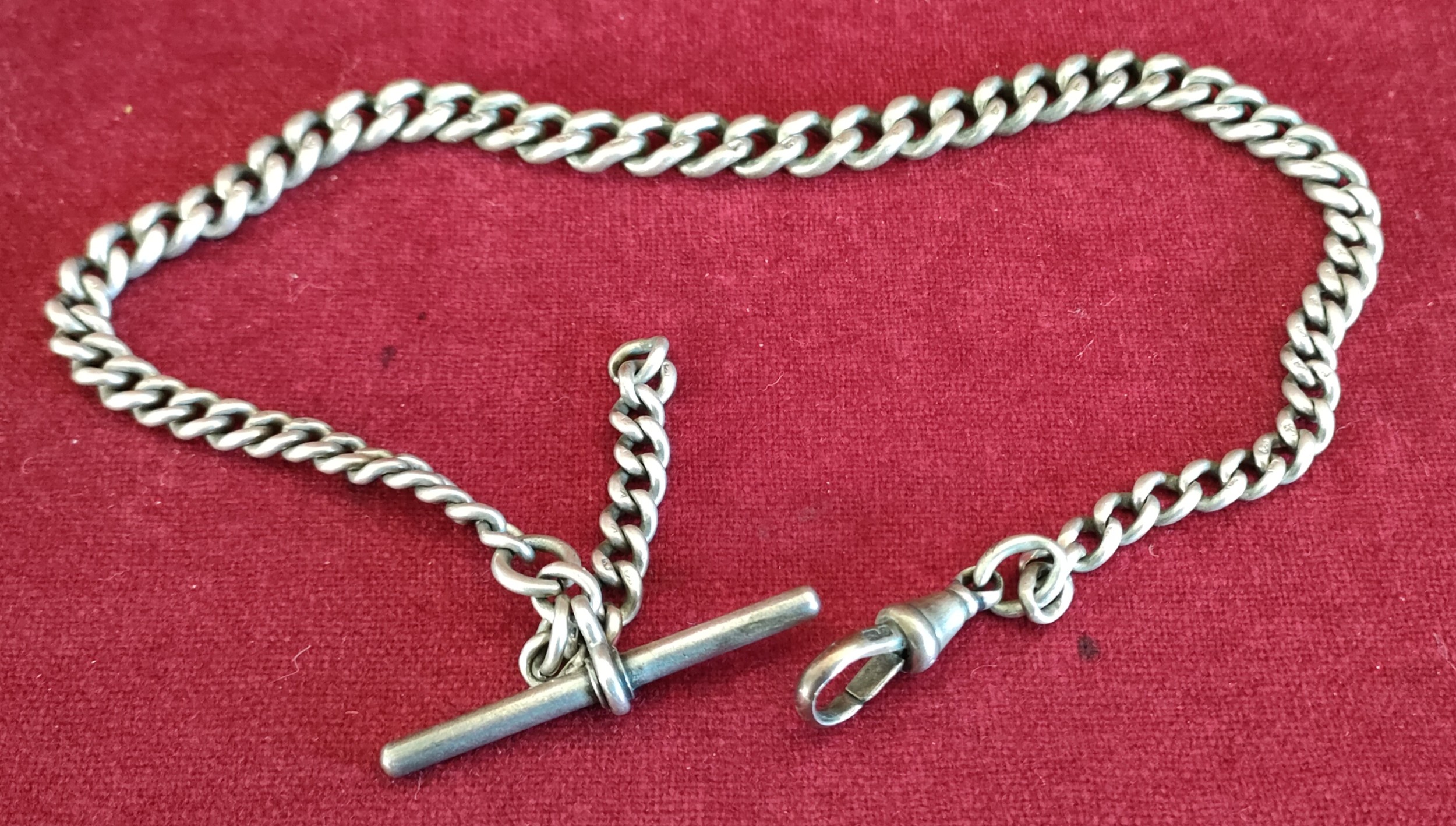 HALLMARKED SILVER ALBERT WATCH CHAIN, WEIGHT APPROXIMATELY 38.2g REASONABLE CONDITION
