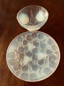 'MADE IN FRANCE' OPALESCENT GLASS DISH PLUS SABINO GLASS BOWL, DIAMETER APPROXIMATELY 18cm