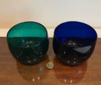 TWO BRISTOL GLASS FINGER BOWLS, DIAMETER APPROXIMATELY 11.5cm