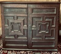 17th CENTURY OAK CABINET OF TWENTY DRAWERS, ENCLOSED BY TWO HINGED DOOR, APPROXIMATELY 100 x 52 x