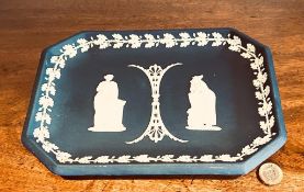 SMALL WEDGWOOD JASPERWARE TRAY, APPROXIMATELY 27cm LONG