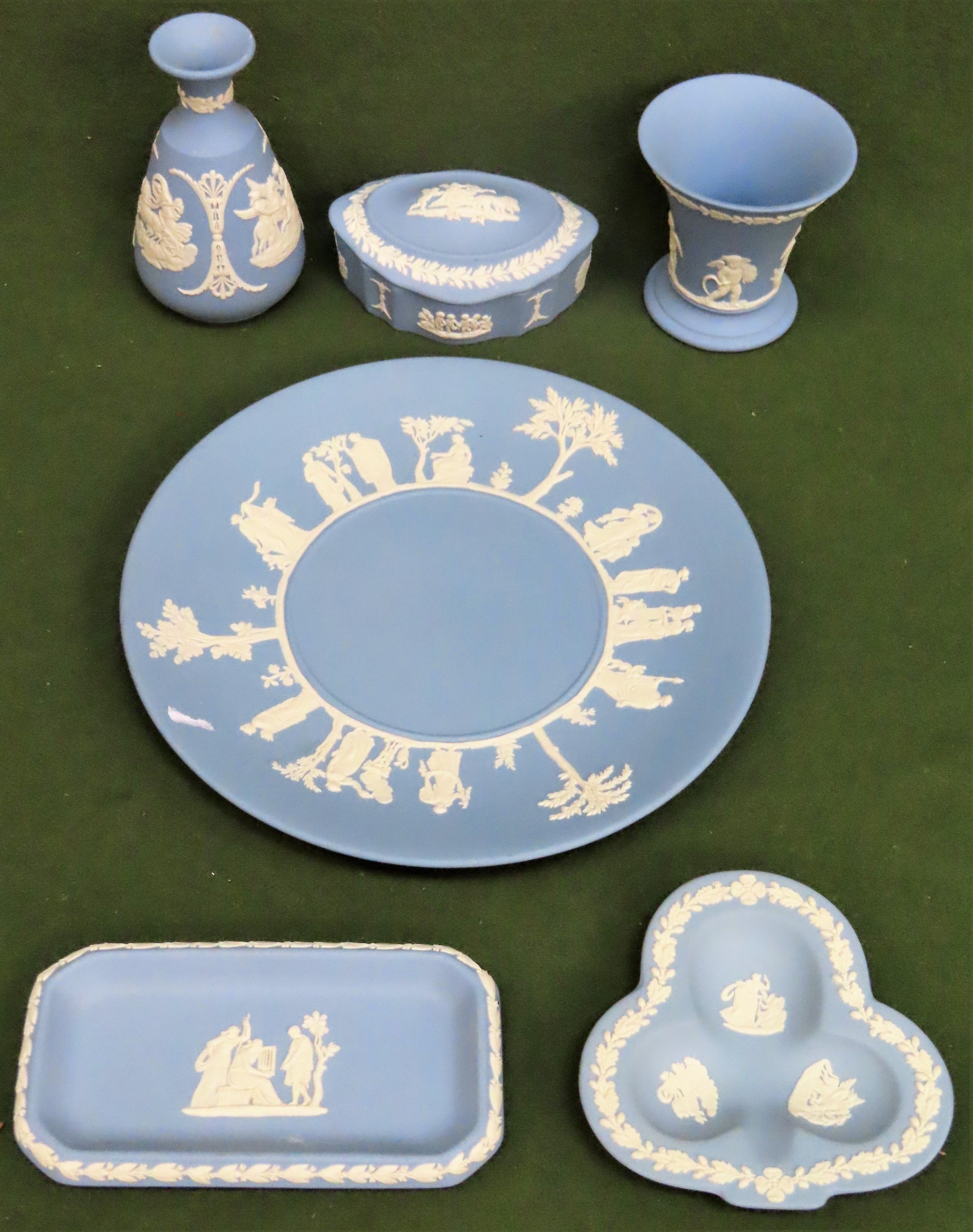 Six pieces of Wedgwood blue jasperware