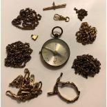 ASSEMBLAGE OF WORKING COMPASS, UNMARKED GUARD CHAIN AND ROLLED GOLD T-BAR, ETC.