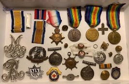 SIX VARIOUS WWI MEDALS PLUS SUNDRY INTERESTING BADGES AND BUTTONS, ETC, INCLUDING TWO WHITE METAL