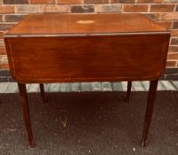 MAHOGANY PEMBROKE TABLE WITH STRING INLAY AND SHELL INLAY TOP, APPROXIMATELY 69 x 54 x 73cm