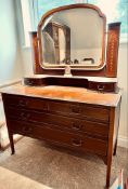 RED WALNUT DRESSING TABLE WITH INLAID DECORATION, APPROXIMATELY 115 x 163 x 53cm