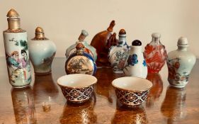 NINE 20TH CENTURY SNUFF BOTTLES, PLUS TWO SMALL TEA BOWLS