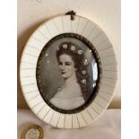 OVAL MINIATURE PICTURE, HIGHLIGHTED IN GAUCHE- KAISERIN ELIZABETH VON CATTEREICH, SIGNED