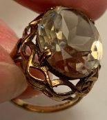 9ct GOLD RING SET WITH CITRINE STONE, SIZE O, WEIGHT APPROXIMATELY 5g