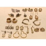 ASSORTMENT OF MARKED AND UNMARKED EARRINGS INCLUDING 9ct GOLD WITH PINK SAPPHIRES APPROX 0.33ct