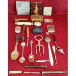 PARCEL OF VARIOUS SILVER PLATED WARE, FLATWARE, PLUS SILVER TOPPED CHEROOT HOLDER, MOTHER OF PEARL