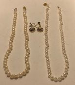 9ct GOLD CLASP PEARL NECKLACE APPROXIMATELY 19cm, ANOTHER 9ct GOLD CLASP PEARL NECKLACE