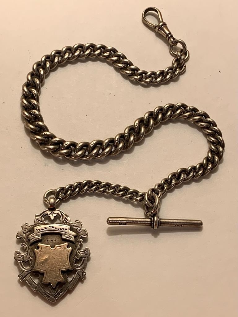 STERLING SILVER WATCH CHAIN WITH PENDANT, WEIGHT APPROXIMATELY 69.2g