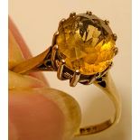 9ct GOLD RING WITH APPROX 2.5ct CITRINE, WEIGHT APPROXIMATELY 2.4g, SIZE N