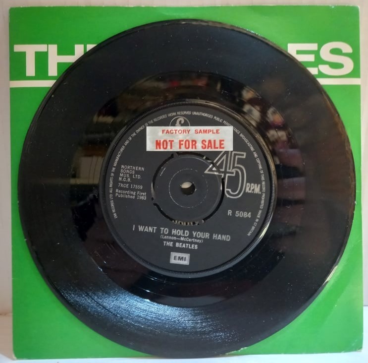 The Beatles I Want To Hold Your Hand R5084 UK Green Sleeve re-issue with Factory Sample Not For Sale - Image 2 of 2