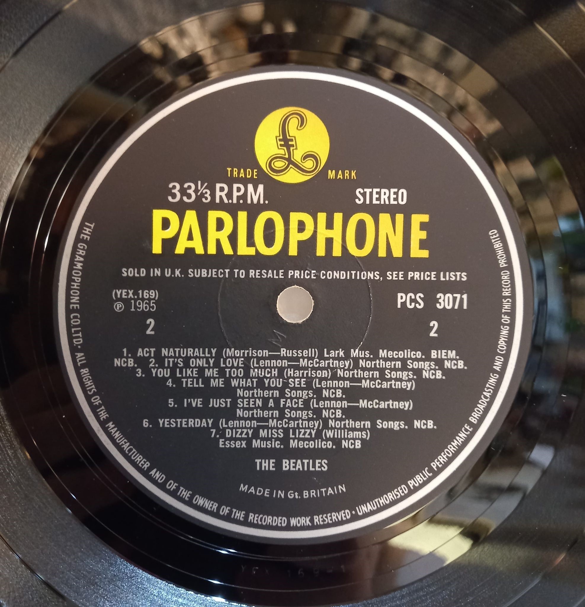 The Beatles HELP! PCS 3071 UK Stereo Black and Yellow Label Parlophone Album excellent condition - Image 4 of 5