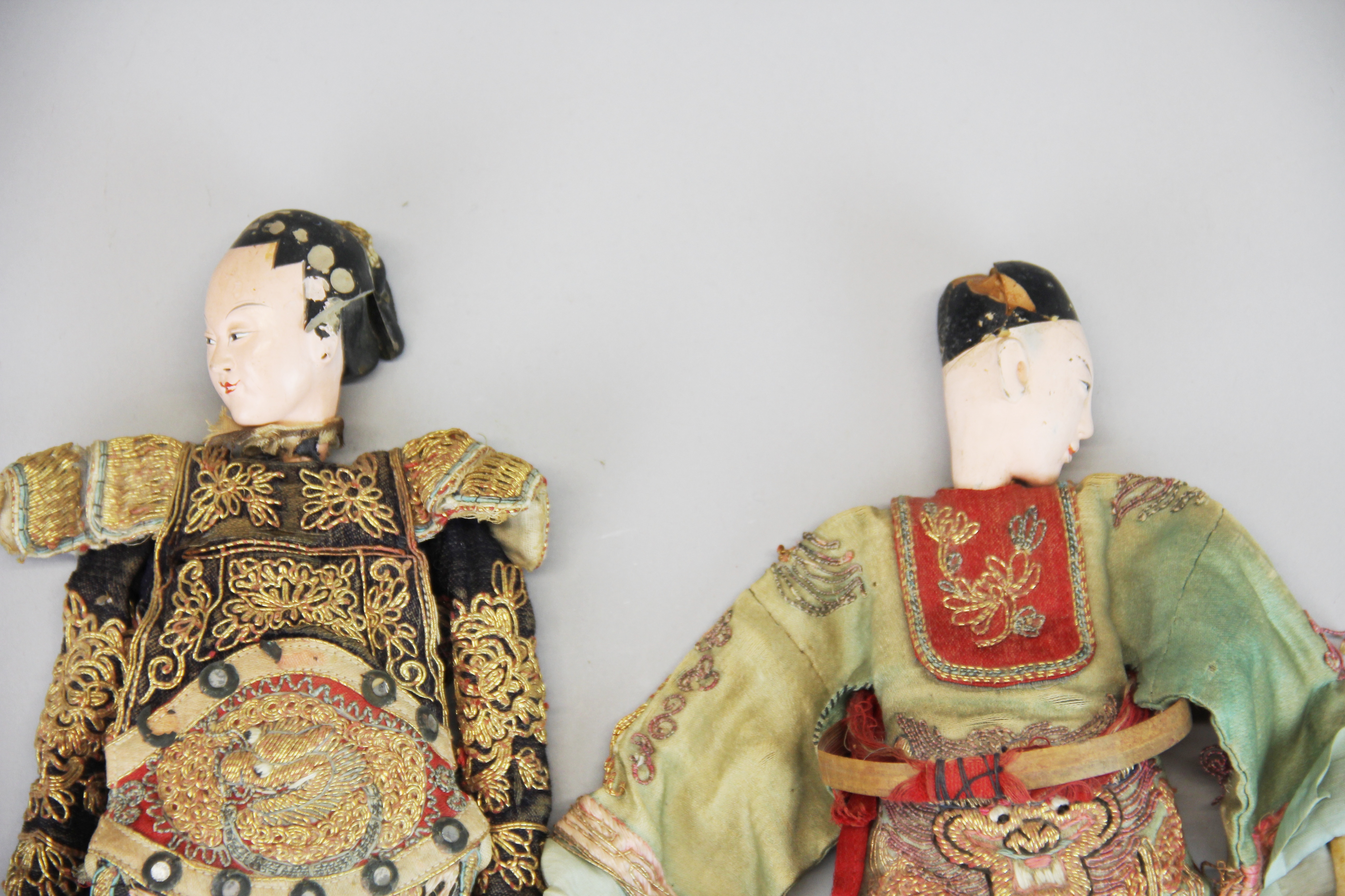 A pair of early to mid 20th century Chinese doll/puppet figures, H. 28cm. - Image 3 of 3