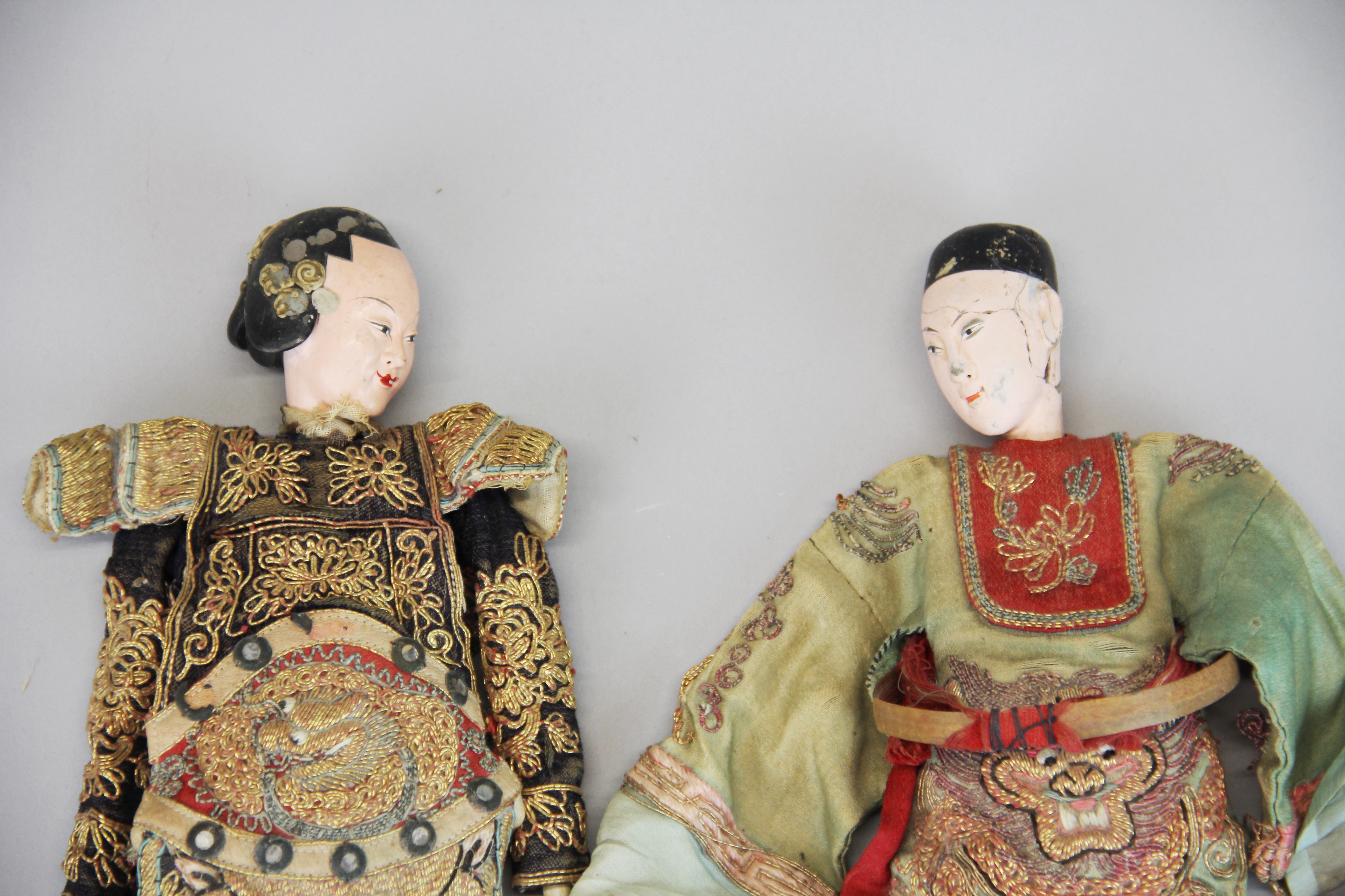 A pair of early to mid 20th century Chinese doll/puppet figures, H. 28cm. - Image 2 of 3