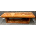 An oak coffee table, 140 x 42 x 46cm.