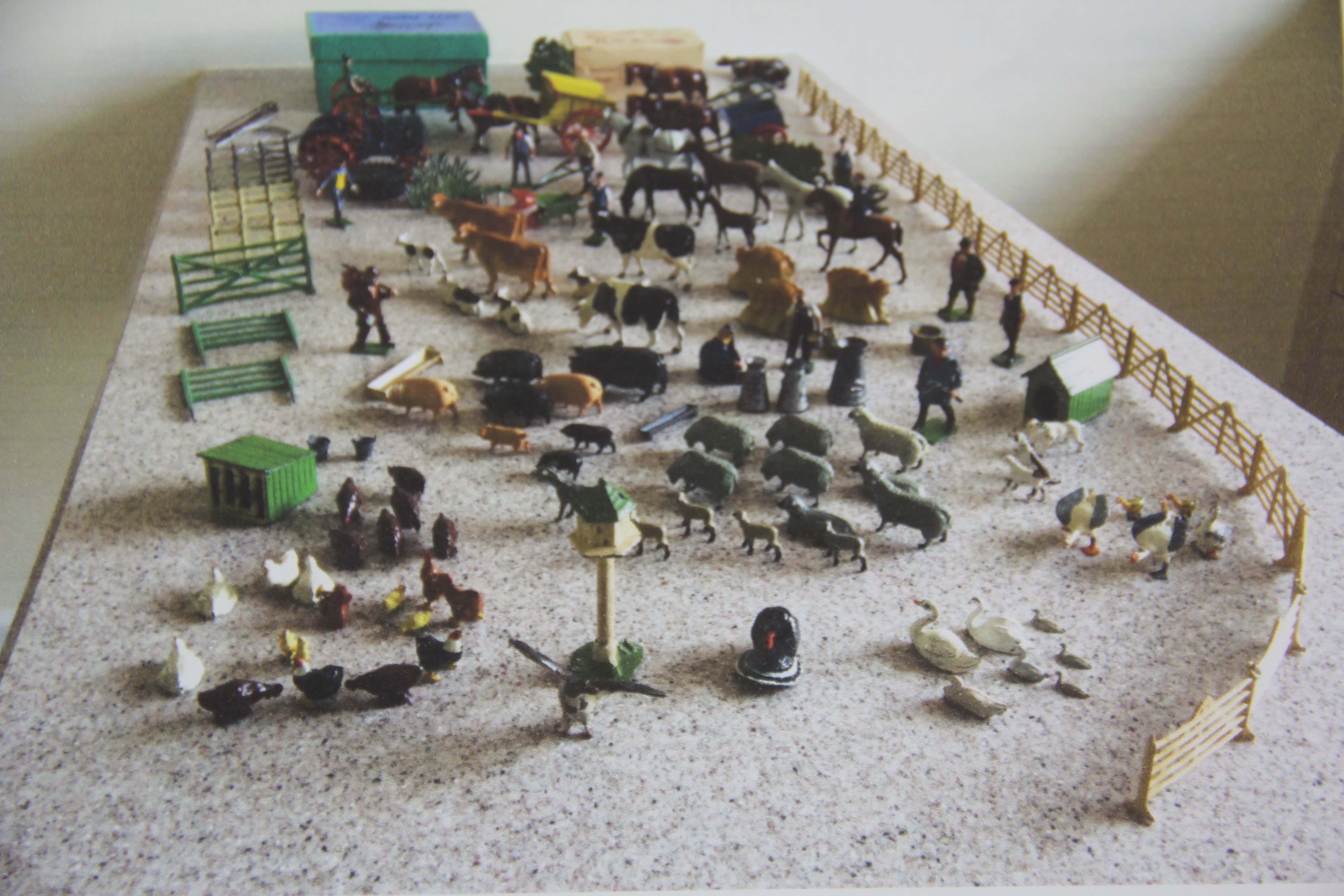 A collection of approx. 145 mid 20th century Britain's lead farm animals etc. - Image 2 of 2