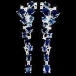 A pair of 925 silver drop earrings set with sapphires, L. 4.1cm.
