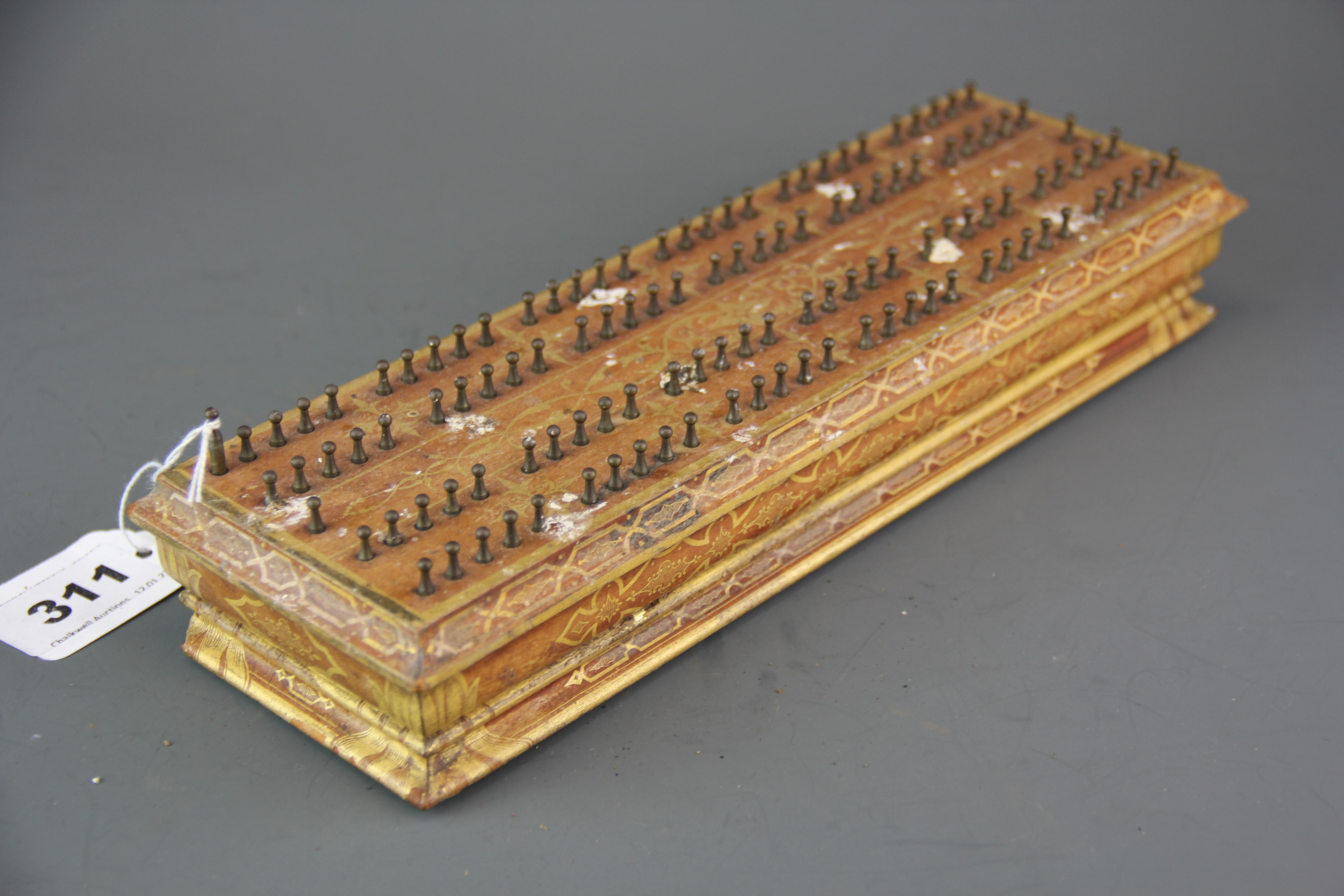 An unusual 19th century fixed peg cribbage score board by H. Brooks & Co, 28 x 9 x 5cm. - Image 2 of 3