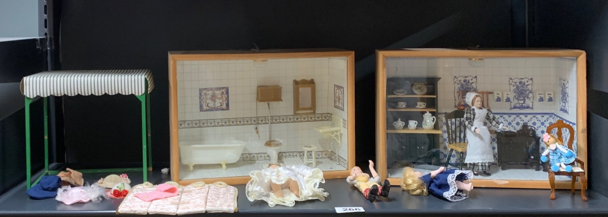 Two dolls house ready made rooms, two dolls house gazebos and two dolls house "tableau" style - Image 2 of 3