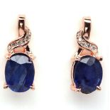 A pair of 925 silver rose gold gilt drop earrings set with oval cut sapphires, L. 1.7cm.