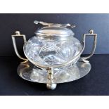 Antique Silver Plate & Cut Glass Sugar Bowl on Stand. A fine quality sugar bowl with internal