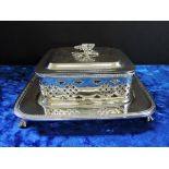 Antique Silver Plate Sardine Dish. A fine quality Walker & Hall of Sheffield silver plate sardine