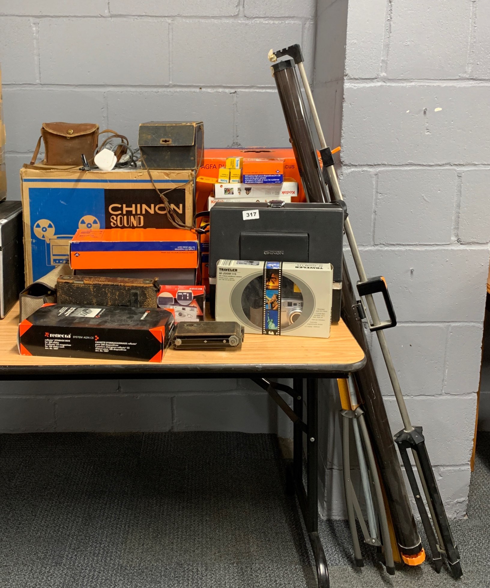 A quantity of mixed still and cinephotographic equipment, including Chinon movie camera and