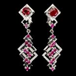 A pair of 925 silver drop earrings set with rubies and white stones, L. 3.8cm. Condition NEW,