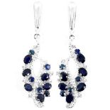 A pair of 925 silver drop earrings set with oval and round cut sapphires, L. 4.3cm. Condition NEW,