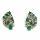 A pair of 925 silver earrings set with emeralds and white stones, L. 3.5cm. Condition NEW,