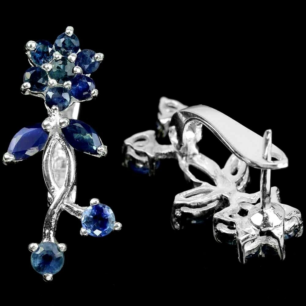 A pair of 925 silver flower shaped drop earrings set with sapphires, L. 2.3cm. Condition NEW, - Bild 2 aus 2